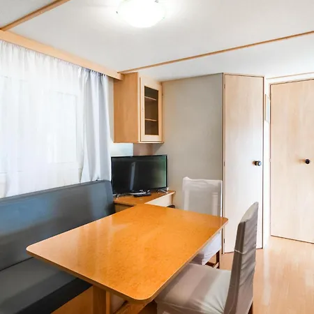 Σπίτι διακοπών Awesome In Nereziska With House Sea View *