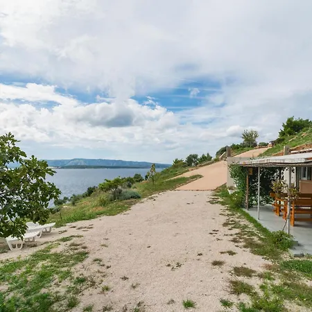 Holiday home Awesome In Nereziska With House Sea View