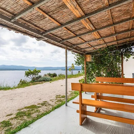 Holiday home Awesome In Nereziska With House Sea View